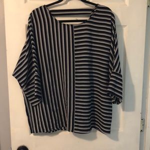 Woman’s apt.9 size XL3/4 sleeve top